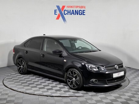 2013 Volkswagen Polo V, чёрный, 679000 рублей, вид 3