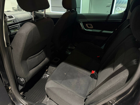 2010 Skoda Fabia II Рестайлинг, чёрный, 686070 рублей - вид 8