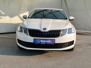 2017 Skoda Octavia III (A7) Рестайлинг, белый, 1415000 рублей, вид 3