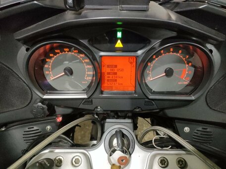 2010 BMW R 1200 RT, серебристый, 777000 рублей, вид 5