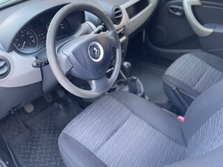2011 Renault Sandero I, белый, 600000 рублей, вид 4