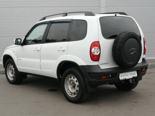 2013 Chevrolet Niva I Рестайлинг, белый, 495000 рублей, вид 5