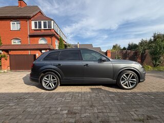 2018 Audi Q7 II (4M), серый, 4700000 рублей, вид 3