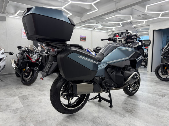 2025 BMW R 1300 RT, зелёный - вид 7
