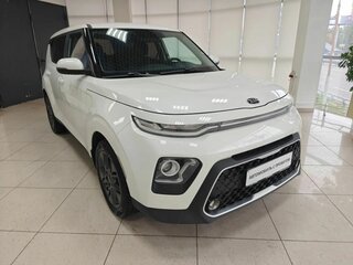 2020 Kia Soul III, белый, 1670000 рублей, вид 3