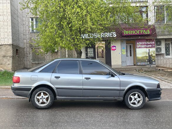 1991 Audi 80 V (B4), серый, 370000 рублей - вид 4