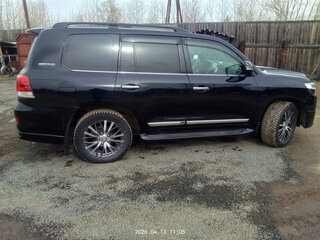 2020 Toyota Land Cruiser 200 Series Рестайлинг 2, чёрный, 10000000 рублей, вид 4