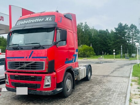 2004 Volvo FH, красный, 3500000 рублей, вид 3