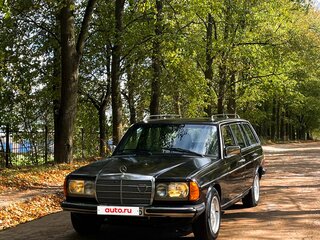 1983 Mercedes-Benz W123 240, коричневый, 519000 рублей, вид 1
