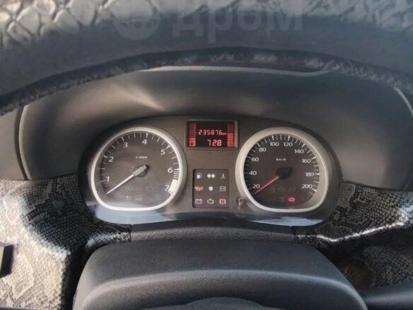 2013 Renault Duster I, коричневый, 730000 рублей - вид 6