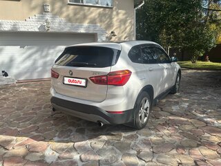 2016 BMW X1 20i xDrive II (F48), белый, 2030000 рублей, вид 3