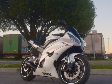 2011 Yamaha YZF-R6, белый, 790000 рублей, вид 1