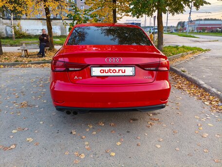 2016 Audi A3 III (8V) Рестайлинг, красный, 1850000 рублей, вид 3