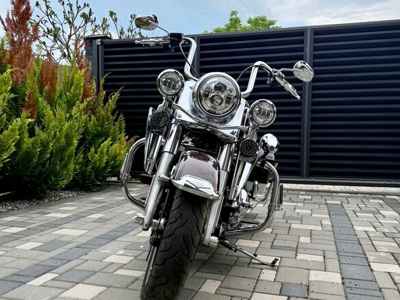 2021 Harley-Davidson Road King, красный, 2100000 рублей - вид 4