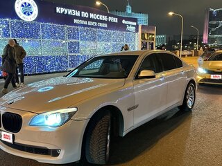 2011 BMW 7 серии 730d V (F01/F02/F04), белый, 1450000 рублей, вид 2