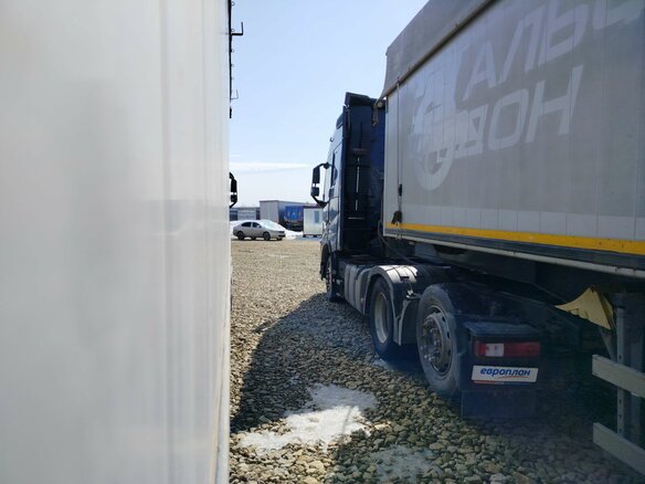 2019 Volvo FH, синий, 6796800 рублей - вид 3