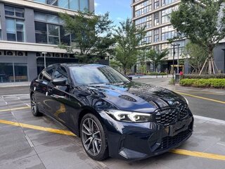 2023 BMW 3 серии 320i VII (G2x) Рестайлинг, чёрный, 2909000 рублей, вид 3