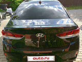 2019 Hyundai Sonata VII (LF) Рестайлинг, чёрный, 2200000 рублей, вид 4