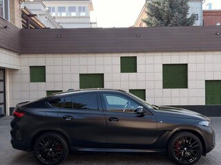 2024 BMW X6 30d III (G06) Рестайлинг, чёрный, 12200000 рублей, вид 4