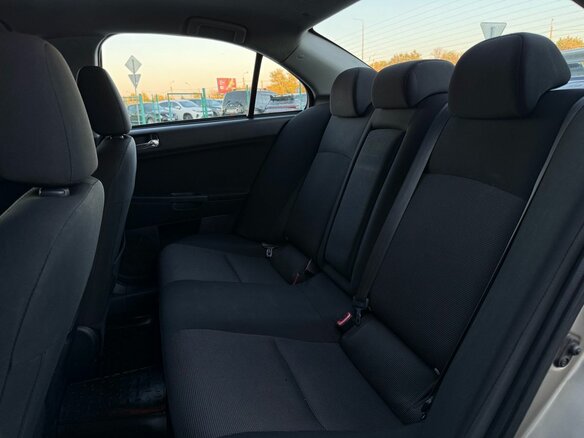 2008 Mitsubishi Lancer X, бежевый - вид 15