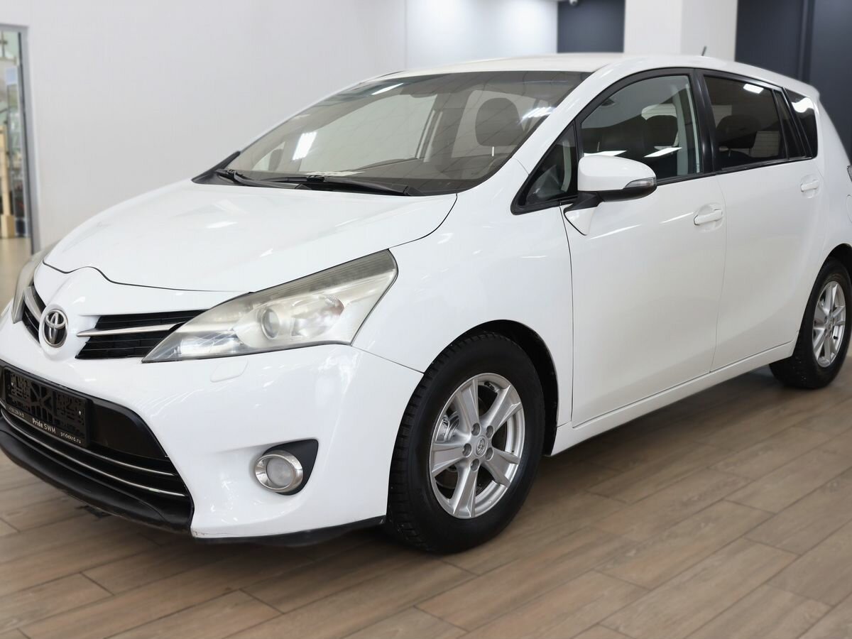 Открыть фотографии: Toyota Verso I Рестайлинг