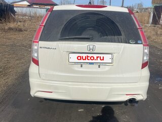 2010 Honda Stream II Рестайлинг, белый, 1100000 рублей, вид 2