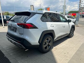 2022 Toyota RAV4 V (XA50), белый, 2990000 рублей, вид 5