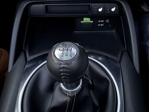 2021 Mazda Roadster IV (ND), красный, 2350000 рублей - вид 5