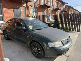 1998 Volkswagen Passat B5, зелёный, 150000 рублей, вид 4