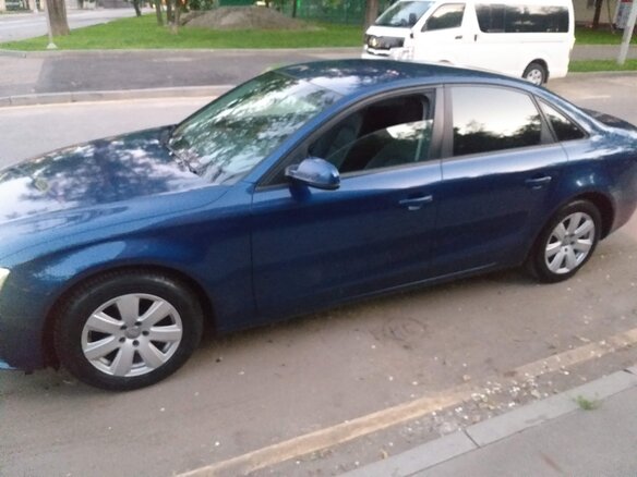 2013 Audi A4 IV (B8) Рестайлинг, синий, 899000 рублей - вид 2