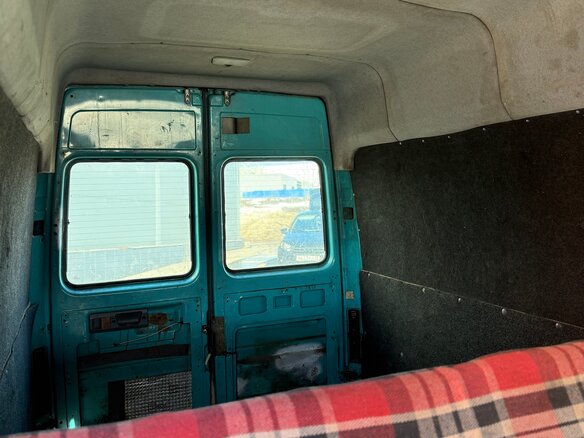 1996 Mercedes-Benz Sprinter, зелёный, 365000 рублей - вид 13