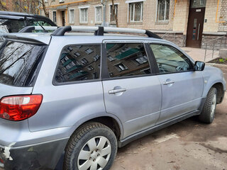 2008 Mitsubishi Outlander I, серебристый, 965000 рублей, вид 4