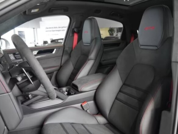 2026 Porsche Cayenne GTS Coupé III Рестайлинг, серый - вид 6