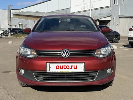 2011 Volkswagen Polo V, красный, 755000 рублей, вид 2