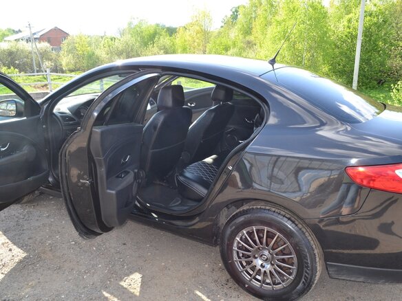 2013 Renault Fluence I, чёрный, 730000 рублей - вид 8