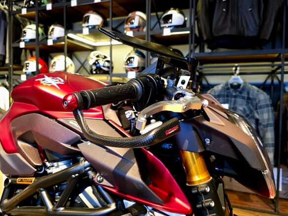 2019 MV Agusta Brutale 1000, красный, 3290000 рублей - вид 16