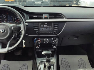 2018 Kia Rio IV, белый, 1152000 рублей, вид 5
