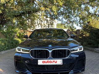 2021 BMW 5 серии 520i VII (G30/G31/G38) Рестайлинг, синий, 4650000 рублей, вид 2