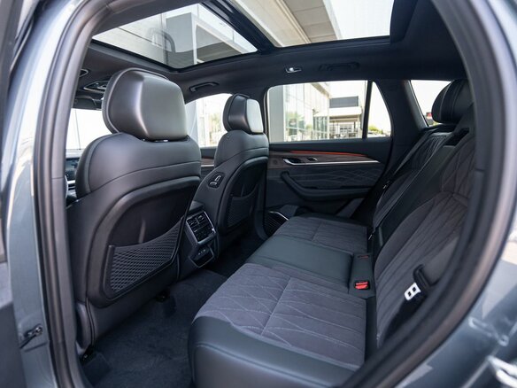 2026 Geely Monjaro I Рестайлинг, серый - вид 12