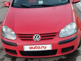 2006 Volkswagen Golf V, красный, 349000 рублей, вид 1