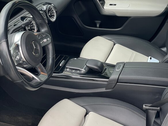 2021 Mercedes-Benz CLA 200 II (C118, X118), синий, 3550000 рублей - вид 5