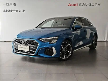 2022 Audi A3 Sportback 35 TFSI IV (8Y), синий, 1680000 рублей, вид 1