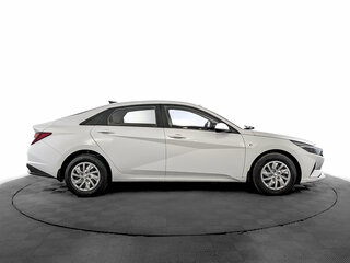 2022 Hyundai Elantra VII (CN7), белый, 2010000 рублей, вид 4