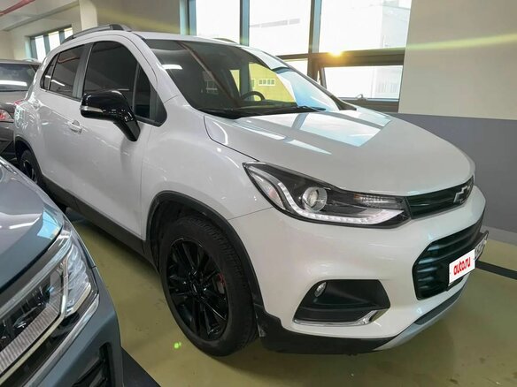 2020 Chevrolet Trax I Рестайлинг, белый, 1700000 рублей - вид 13