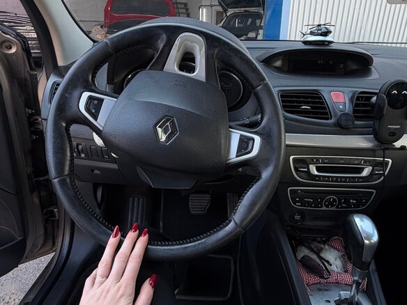2010 Renault Fluence I, бежевый, 485000 рублей - вид 15