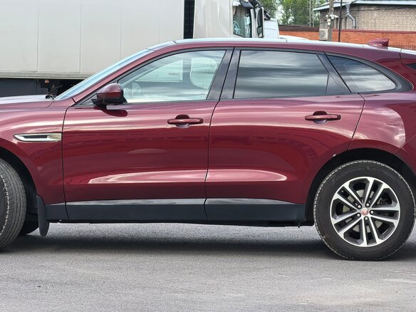 2016 Jaguar F-Pace I, красный - вид 4