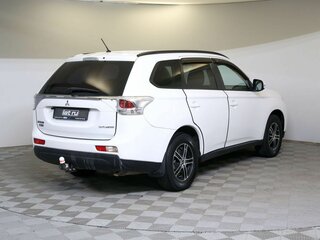 2013 Mitsubishi Outlander III, белый, 1190000 рублей, вид 5