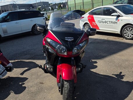 2015 Honda GL 1800 Gold Wing, красный, 1590000 рублей, вид 3