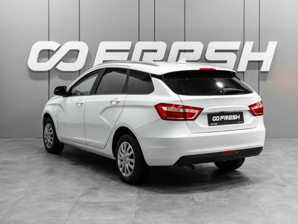 2018 Lada (ВАЗ) Vesta SW I, белый, 888000 рублей - вид 1