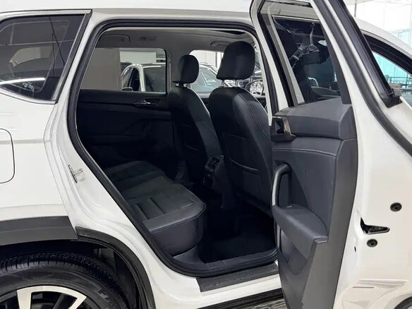 2023 Volkswagen Tharu I, белый - вид 10